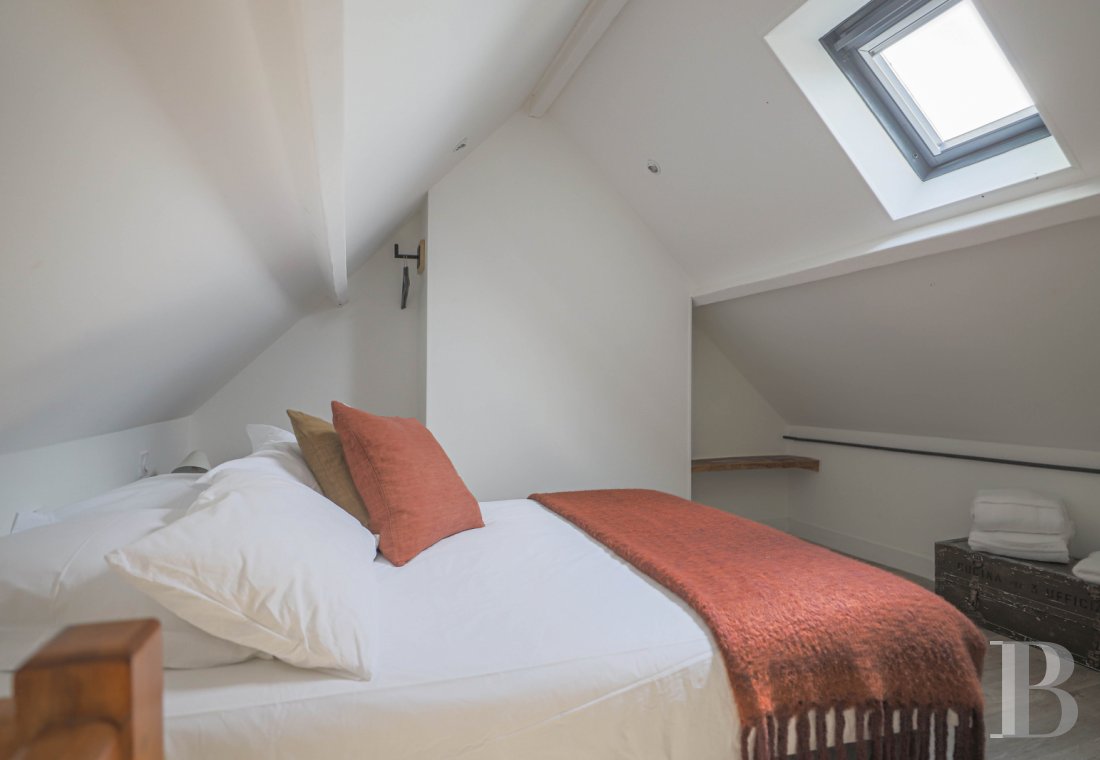A former 18th century farmhouse with carefully renovated outbuildings on the edge of a forest in Perche - photo  n°41